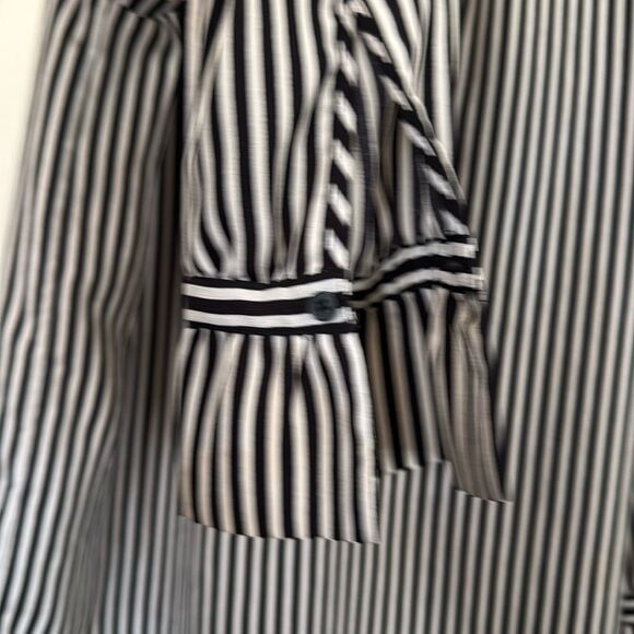 Ann Taylor Petite Stripe Tassel Blouse PM Ruffle Cuff Black White Vertical - Picture 5 of 9
